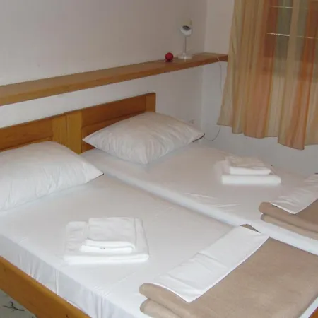 Bell Tower דירה טיסנו