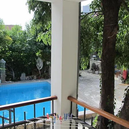 Bell Tower Apartament Tisno